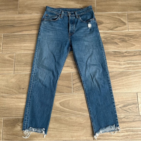 Levi’s 501 Jeans - Picture 1 of 8